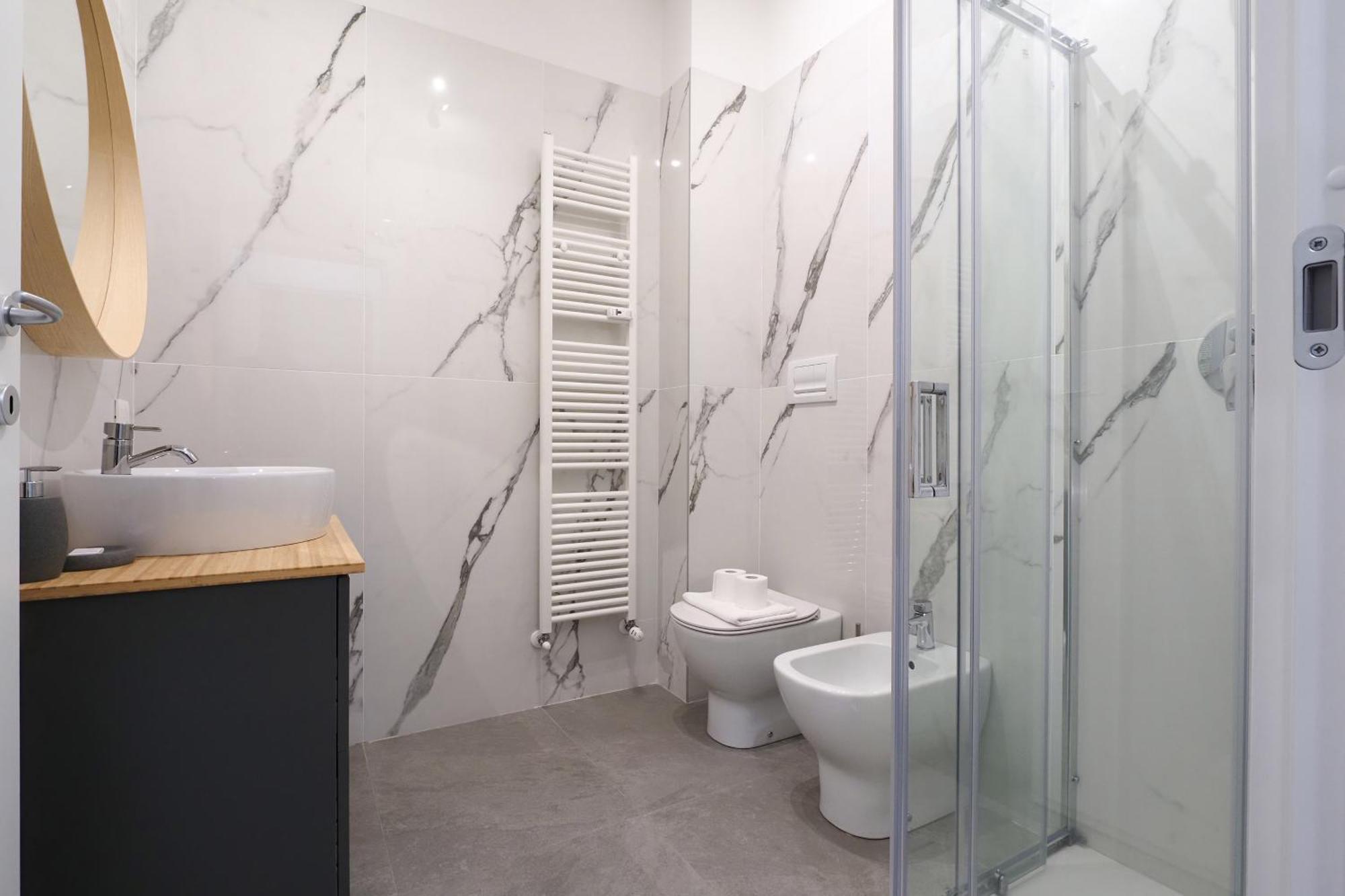 Mila Apartments Fiera Милано Екстериор снимка